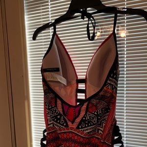 One piece swimsuit Kenneth Cole XL multicolor